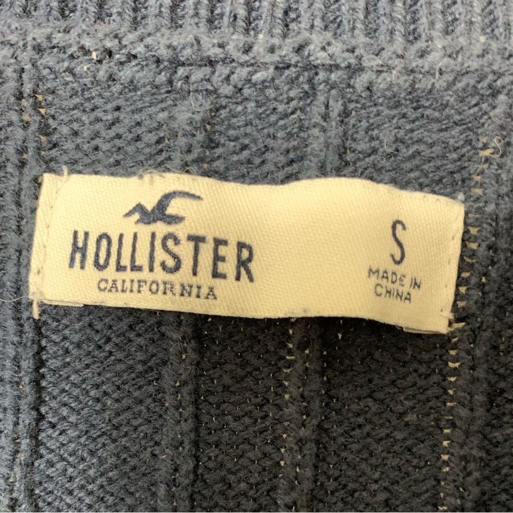 Hollister Dark Blue Cable Knit Sweater Sz S - Picture 6 of 6